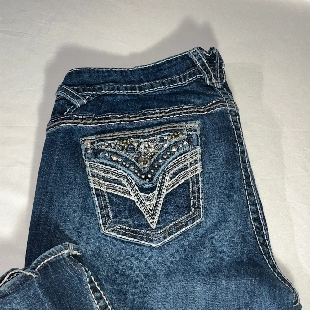 Vigoss Jeans with Embellished Pockets - Picture 1 of 5